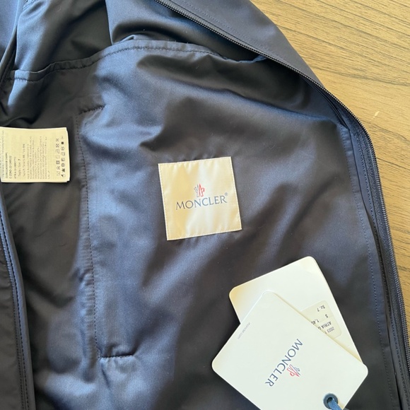 MONCLER Men's ATRIA Hooded Jacket Navy 1A00008 549 ML 742 - Picture 11 of 16